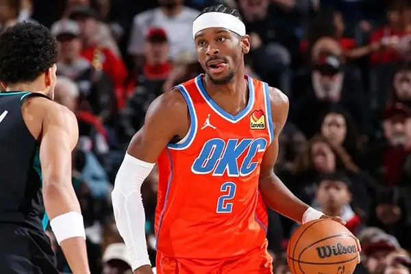 从53分大胜到连续17场10+净胜：雷霆开局铺王朝之路